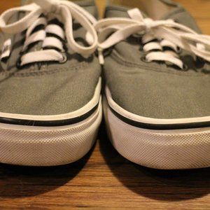 Vans Off-the-Wall Canvas Grey sz 8M/9.5W Shoes